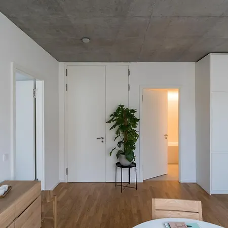 Carlotta Apartment